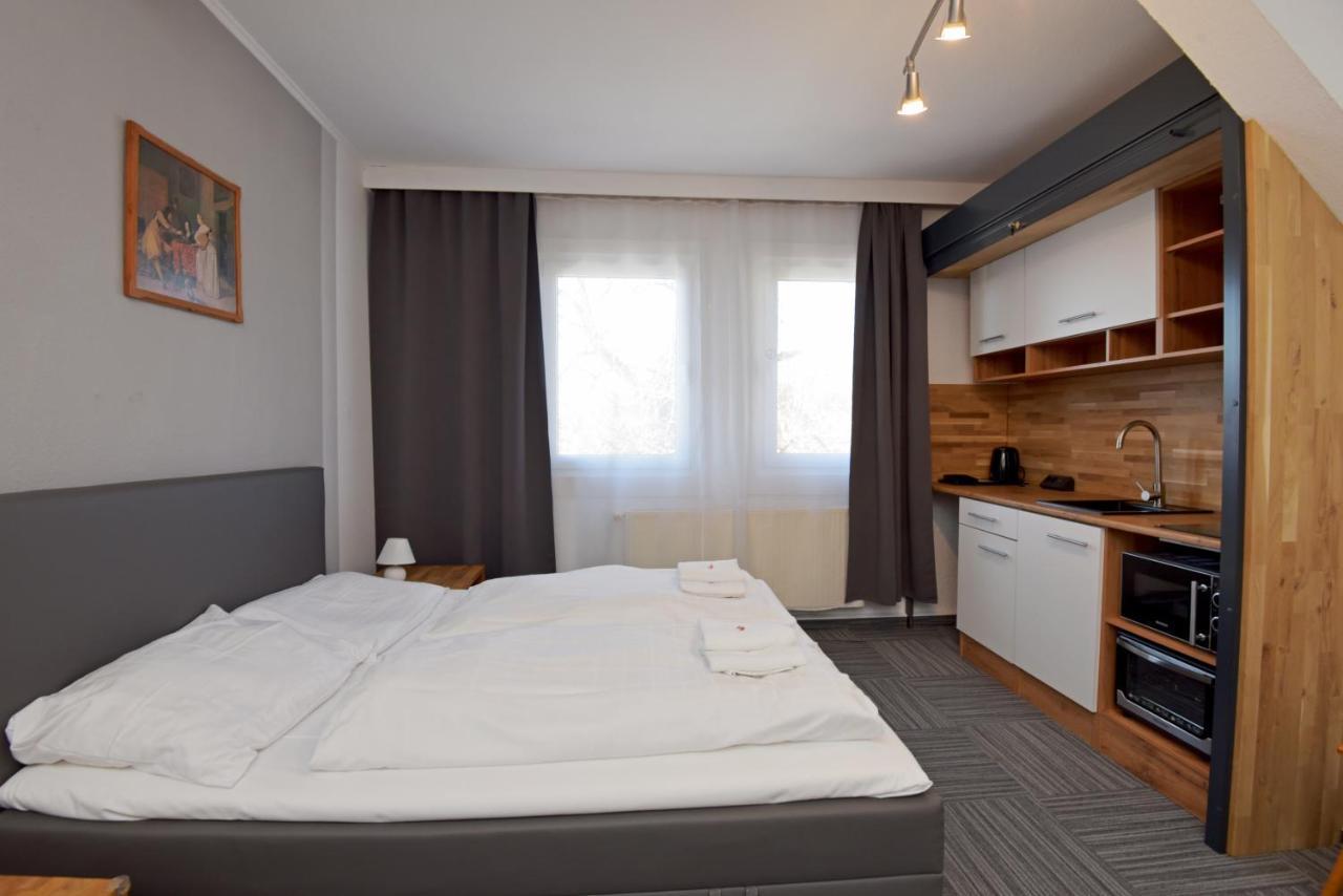 Hotel Zum Gruendle Оберхоф Екстериор снимка