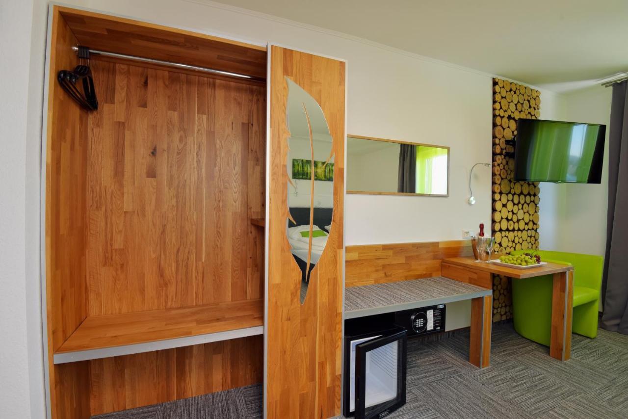 Hotel Zum Gruendle Оберхоф Екстериор снимка