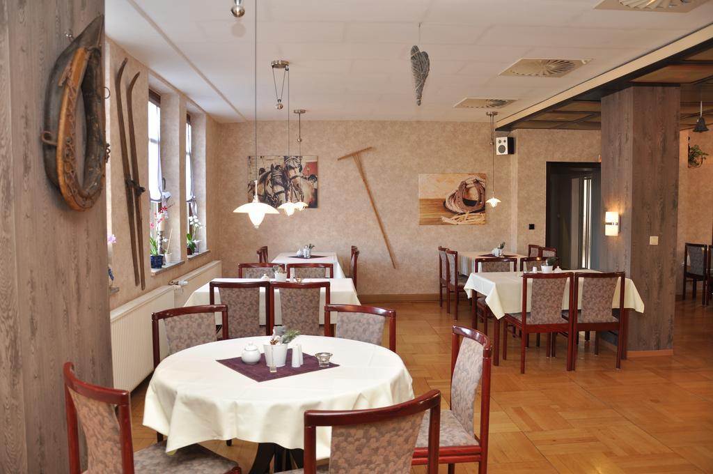 Hotel Zum Gruendle Оберхоф Екстериор снимка