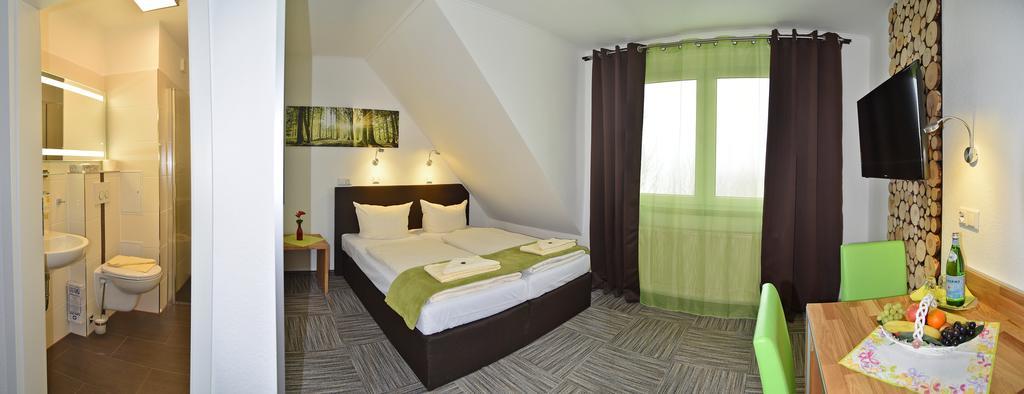 Hotel Zum Gruendle Оберхоф Екстериор снимка