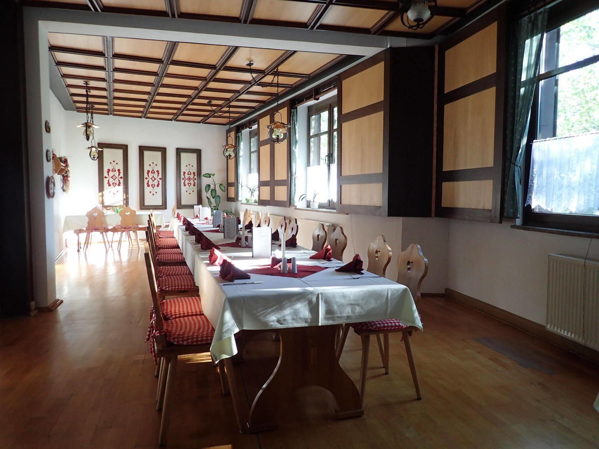 Hotel Zum Gruendle Оберхоф Екстериор снимка